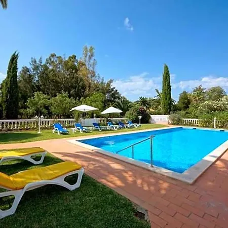 Alvor Sleeps 8 Pool Air Con Wifi ヴィラ *