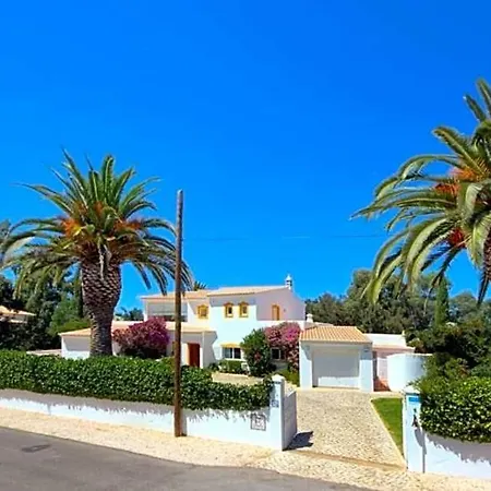 Alvor Sleeps 8 Pool Air Con Wifi * ポルティマン
