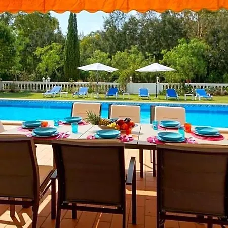 Alvor Sleeps 8 Pool Air Con Wifi Portimao
