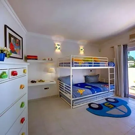 Alvor Sleeps 8 Pool Air Con Wifi Βίλα Portimão